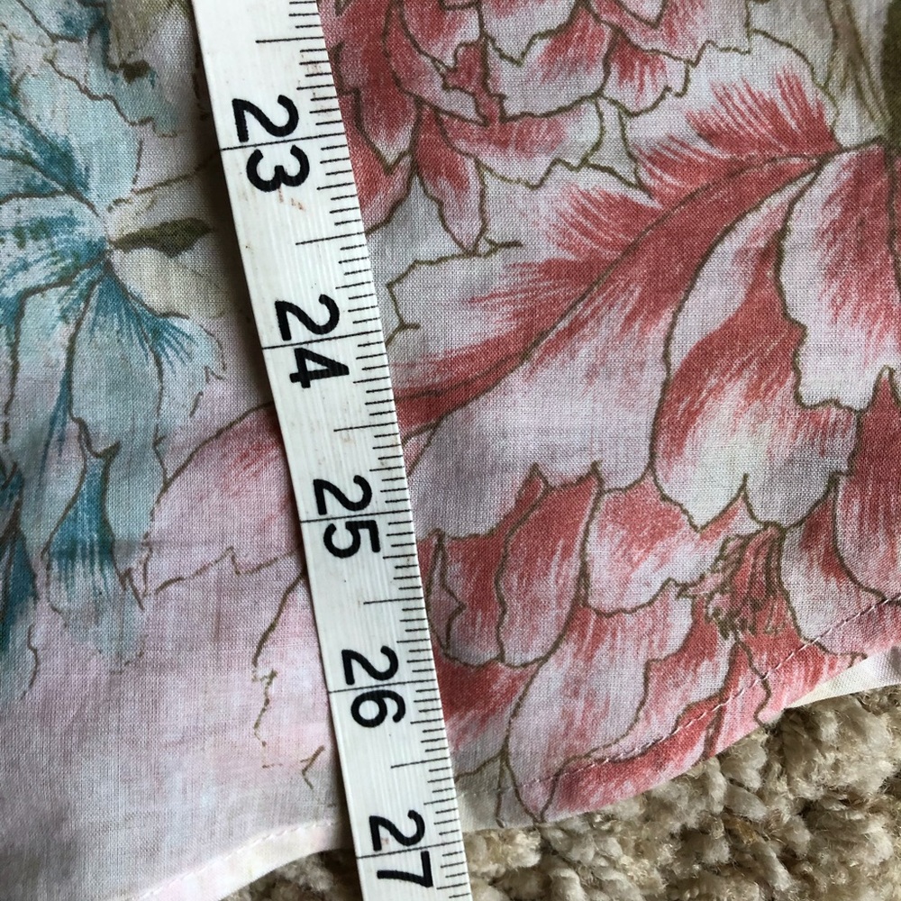 Chico’s Size 3 Misses 16/18 Floral Blouse - Picture 5 of 6